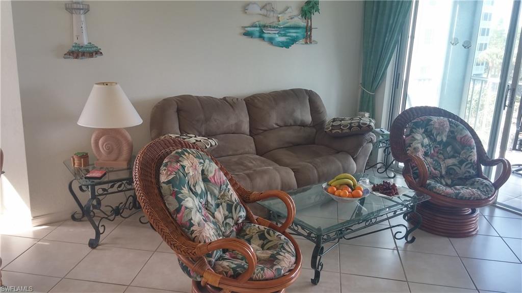 CAPTAINS BAY SOUTH - Residential