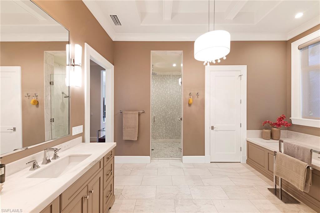 MOORINGS - Residential