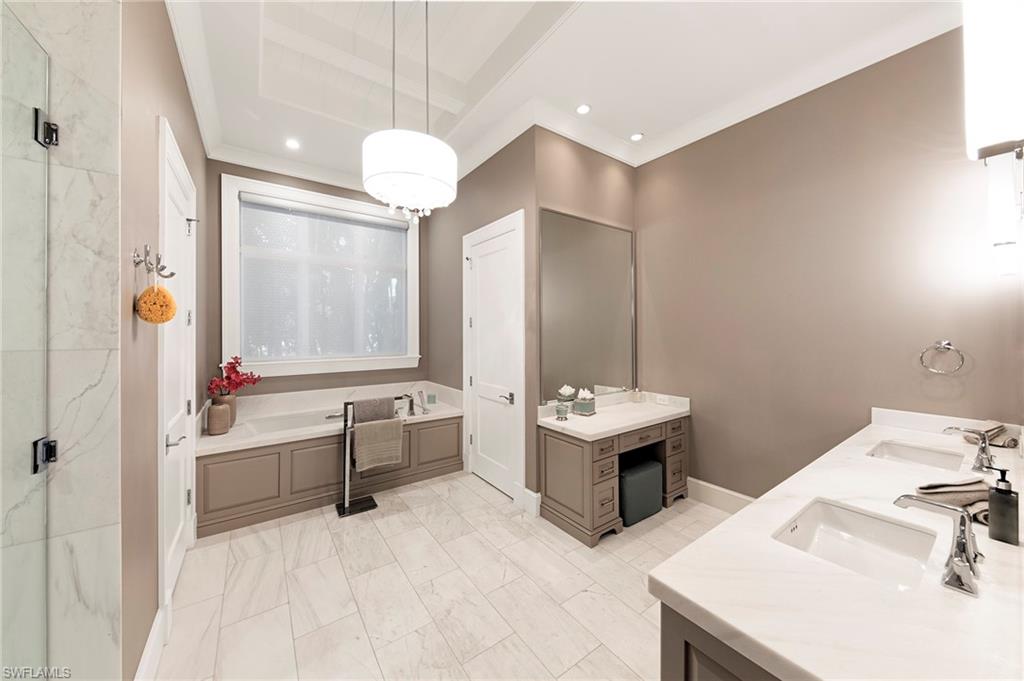 MOORINGS - Residential