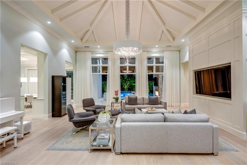 MOORINGS - Residential