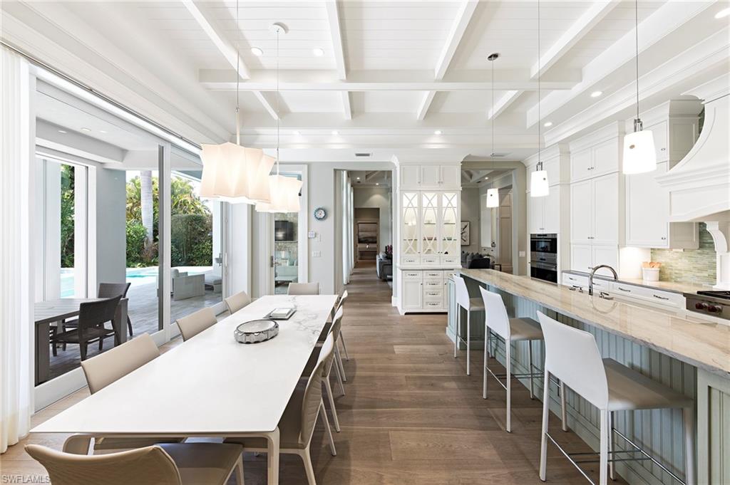 MOORINGS - Residential