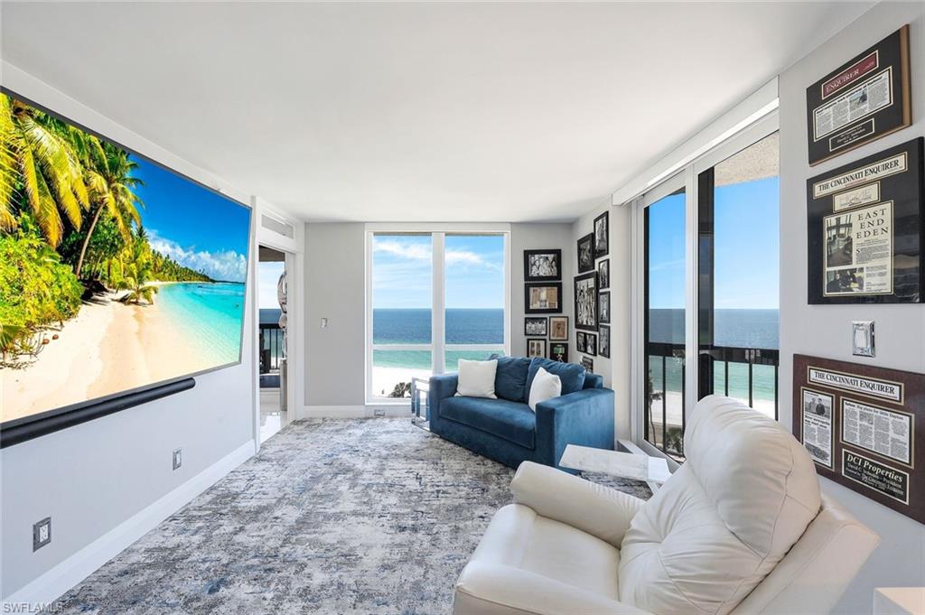 ESPLANADE CLUB - Residential