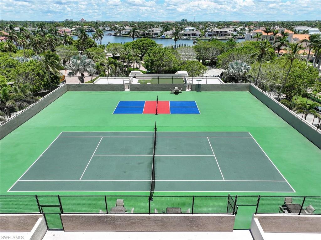 ESPLANADE CLUB - Residential