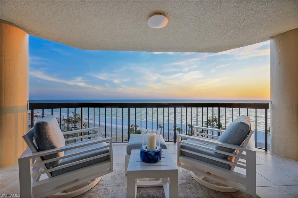 ESPLANADE CLUB - Residential