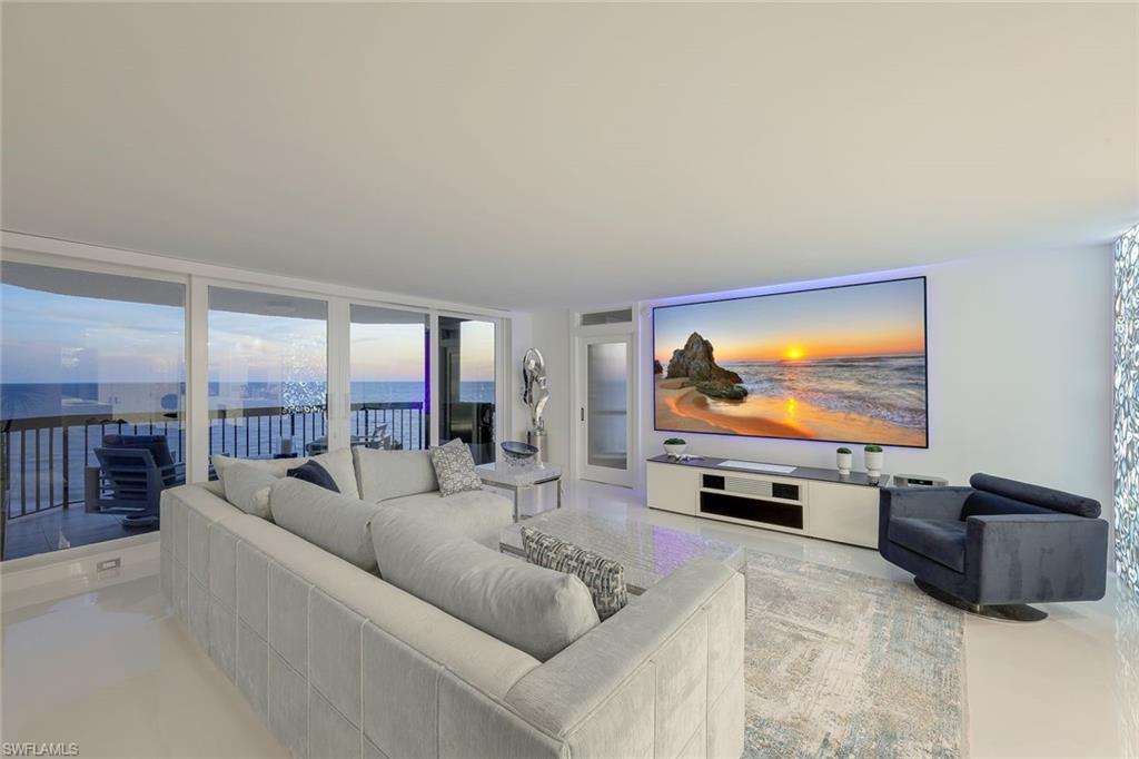 ESPLANADE CLUB - Residential