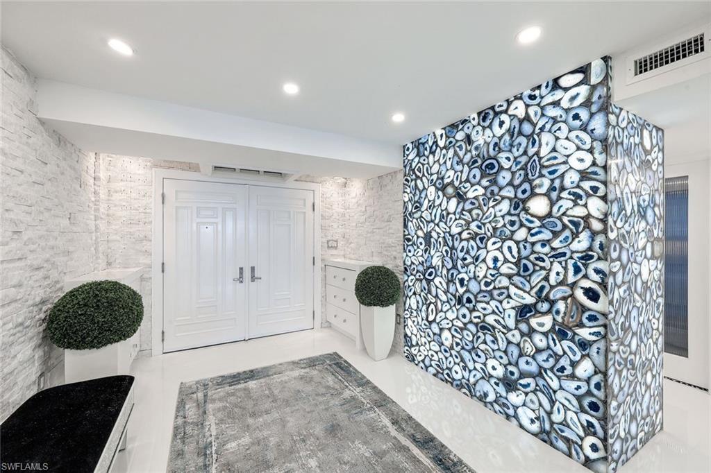 ESPLANADE CLUB - Residential