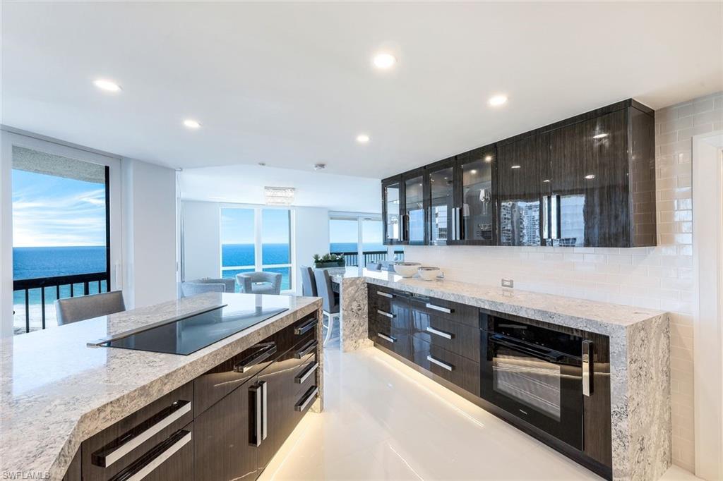 ESPLANADE CLUB - Residential