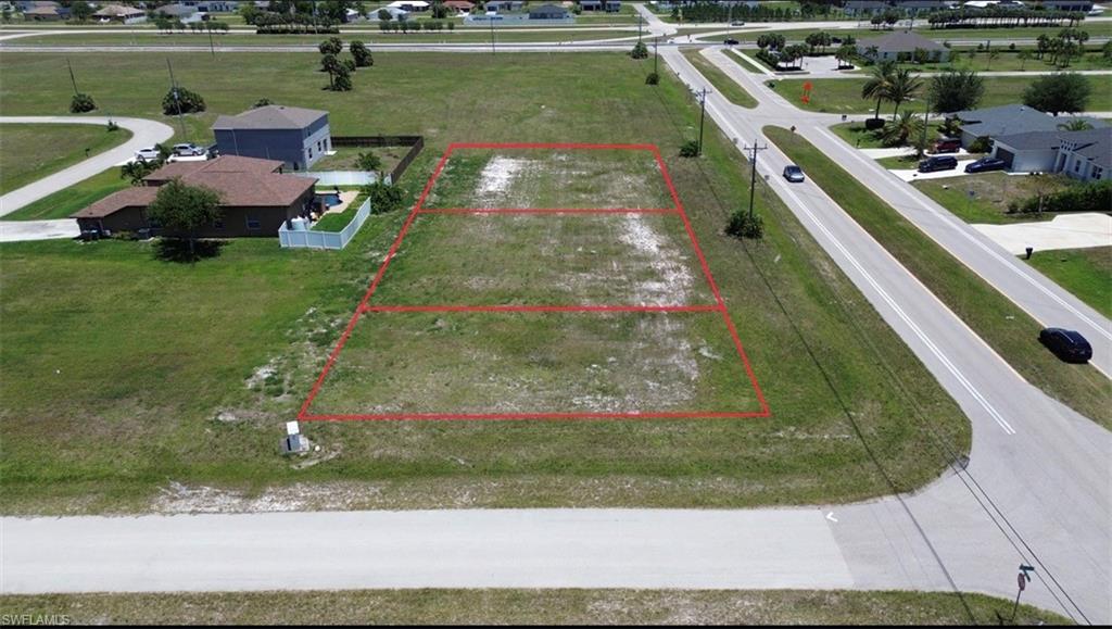 CAPE CORAL - Land