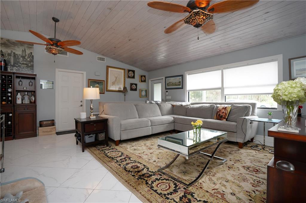 OAKES ESTATES - Residential