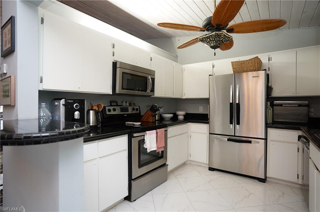 OAKES ESTATES - Residential