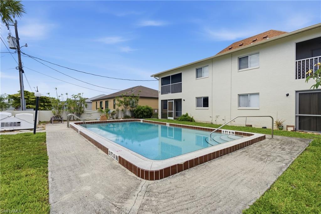 CARIBBEAN BREEZE CONDO - Residential