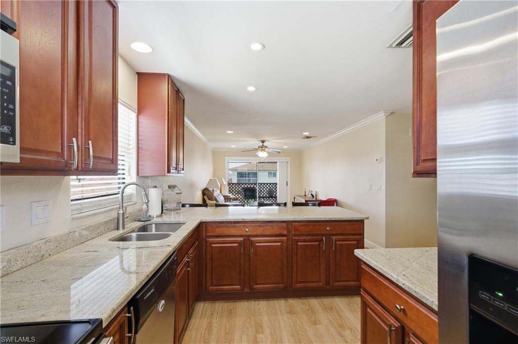 CARIBBEAN BREEZE CONDO - Residential