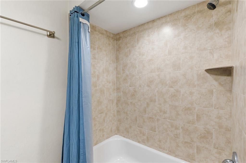 CARIBBEAN BREEZE CONDO - Residential