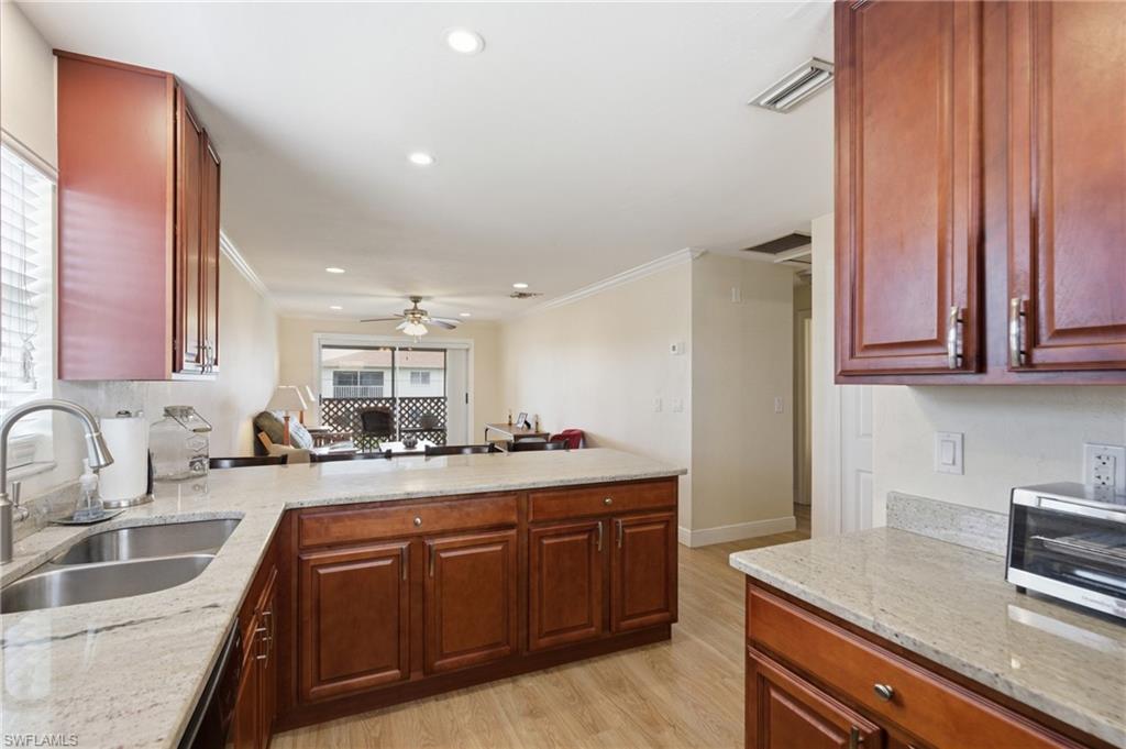 CARIBBEAN BREEZE CONDO - Residential