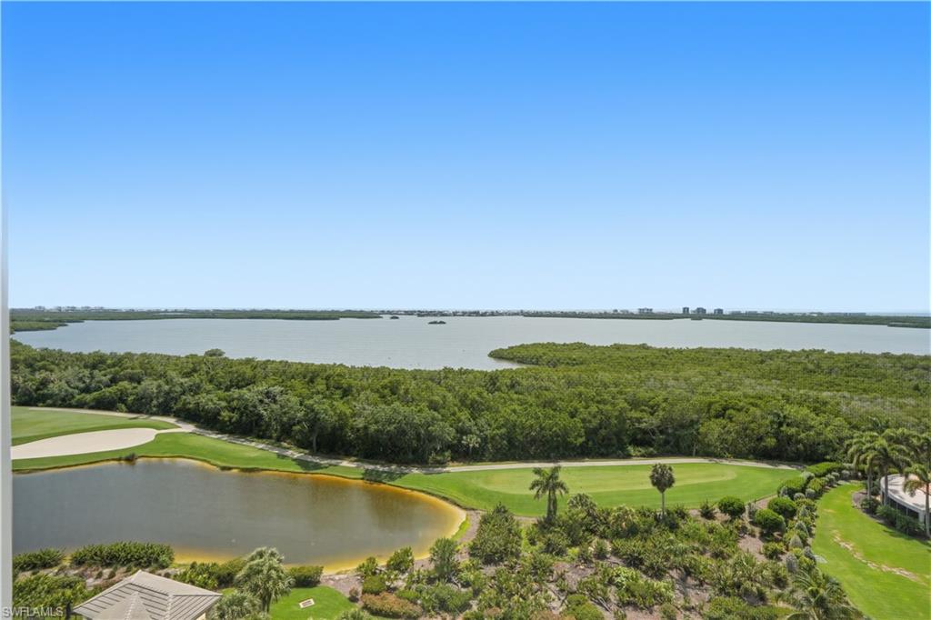 ESTANCIA - Residential