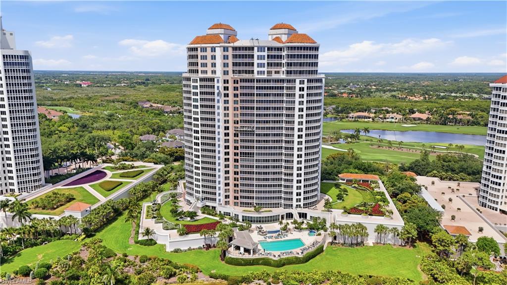 ESTANCIA - Residential