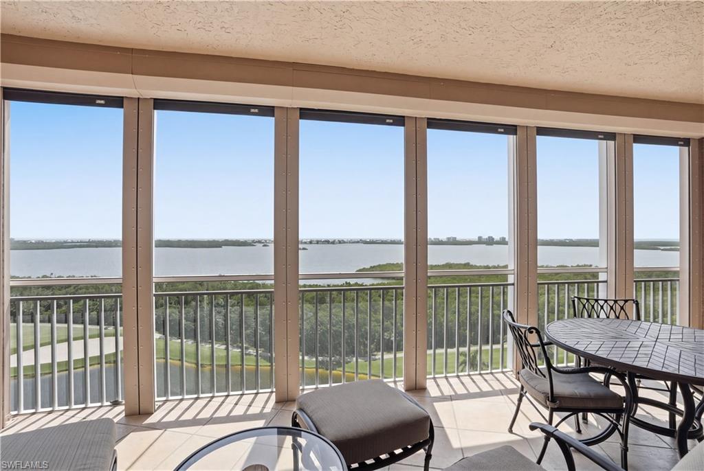 ESTANCIA - Residential