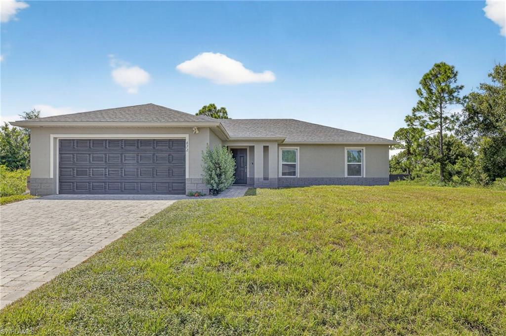 LEHIGH ACRES - Residential