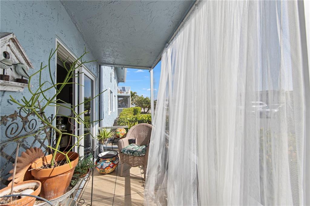 GLADES COUNTRY CLUB - Residential