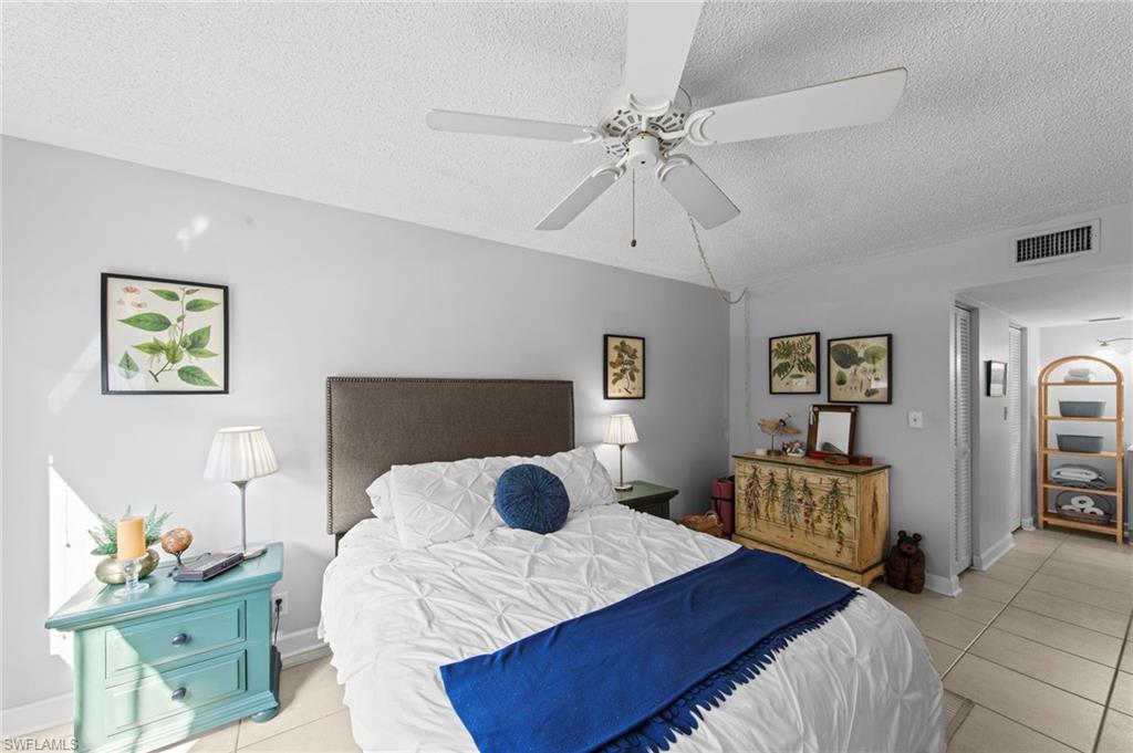 GLADES COUNTRY CLUB - Residential