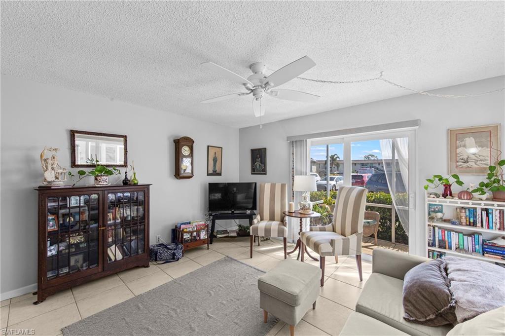 GLADES COUNTRY CLUB - Residential