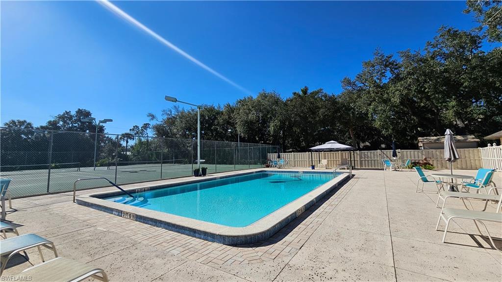 WYLDEWOOD LAKES CONDO - Residential