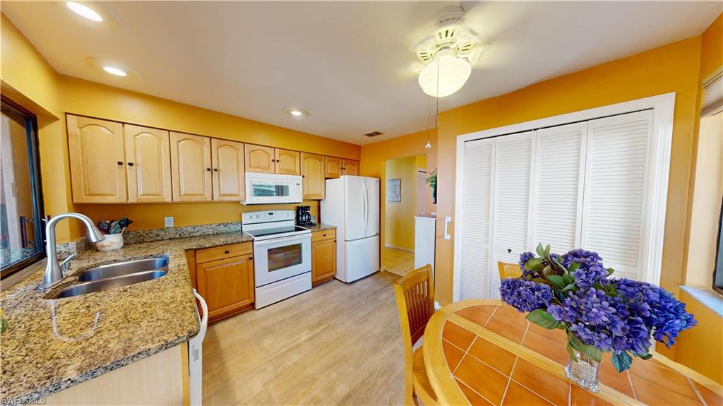 WYLDEWOOD LAKES CONDO - Residential