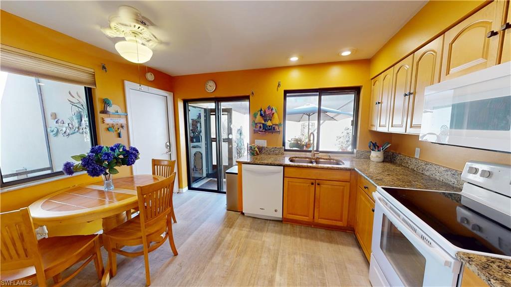 WYLDEWOOD LAKES CONDO - Residential