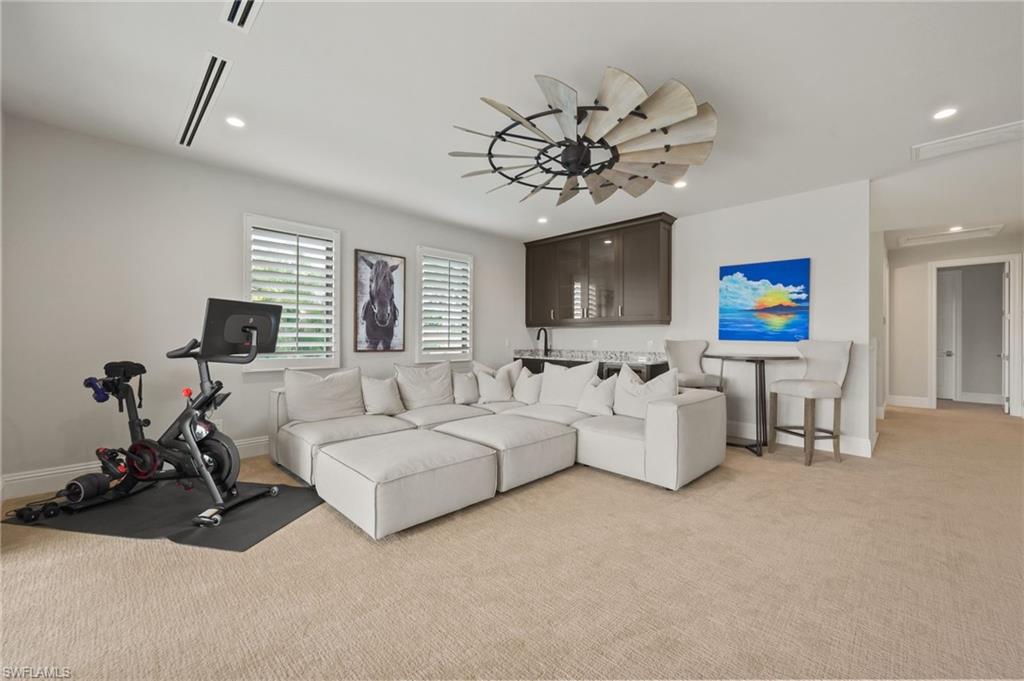 QUAIL WEST - Residential