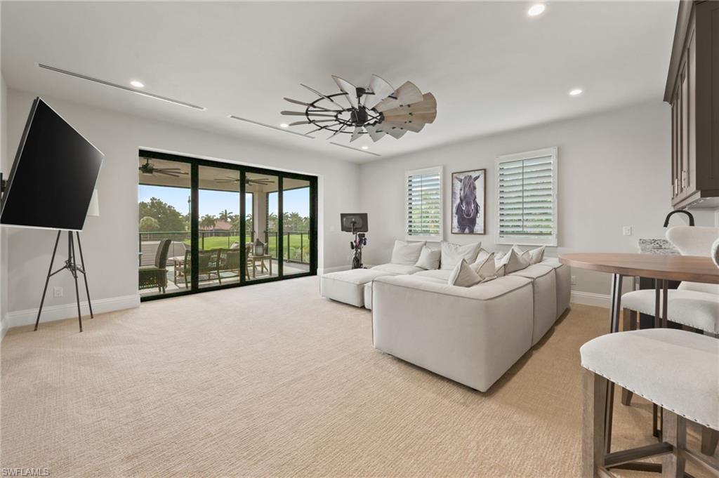 QUAIL WEST - Residential