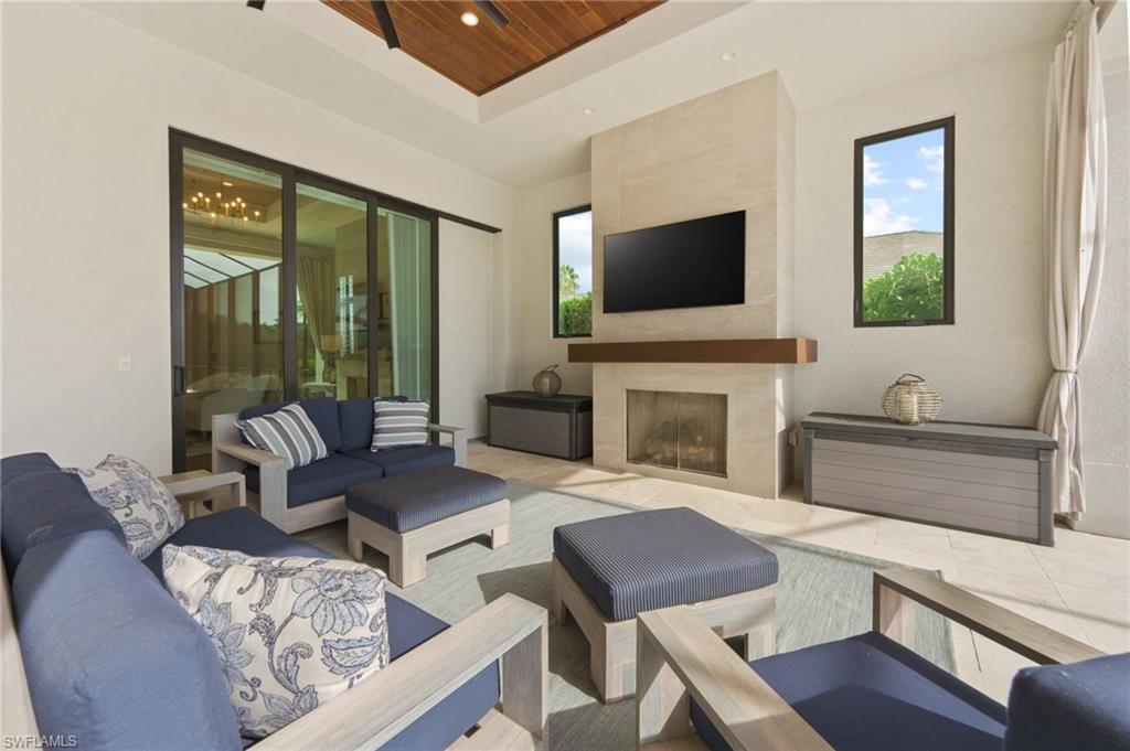 QUAIL WEST - Residential