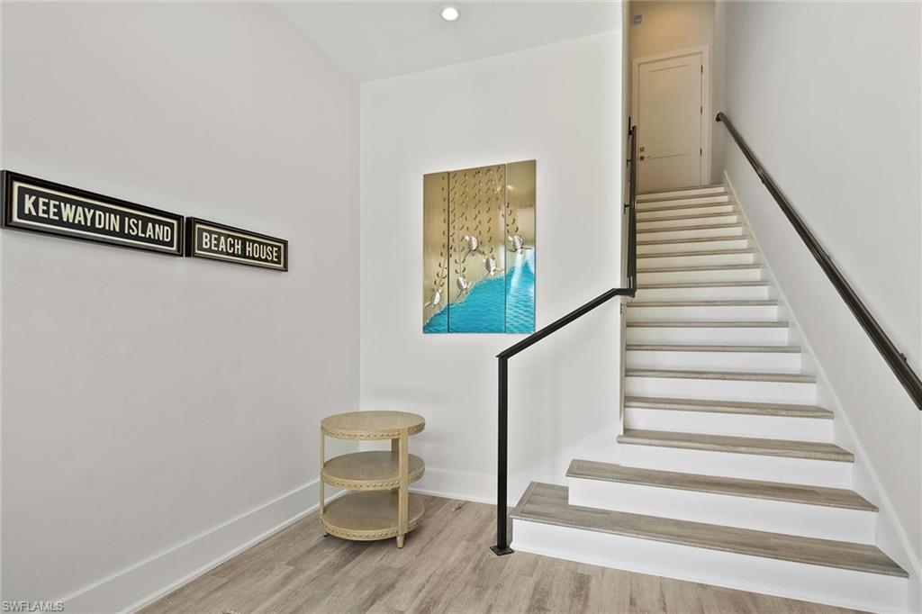 KEEWAYDIN ISLAND - Residential