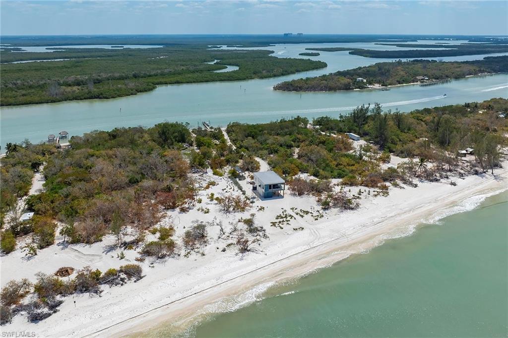 KEEWAYDIN ISLAND - Residential