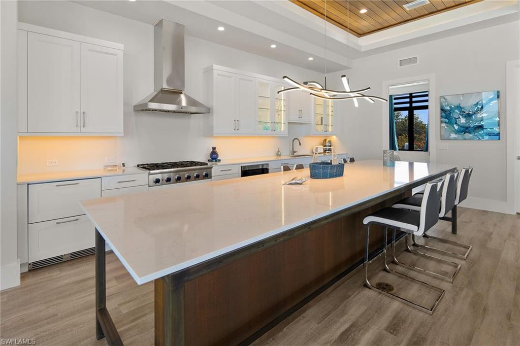 KEEWAYDIN ISLAND - Residential