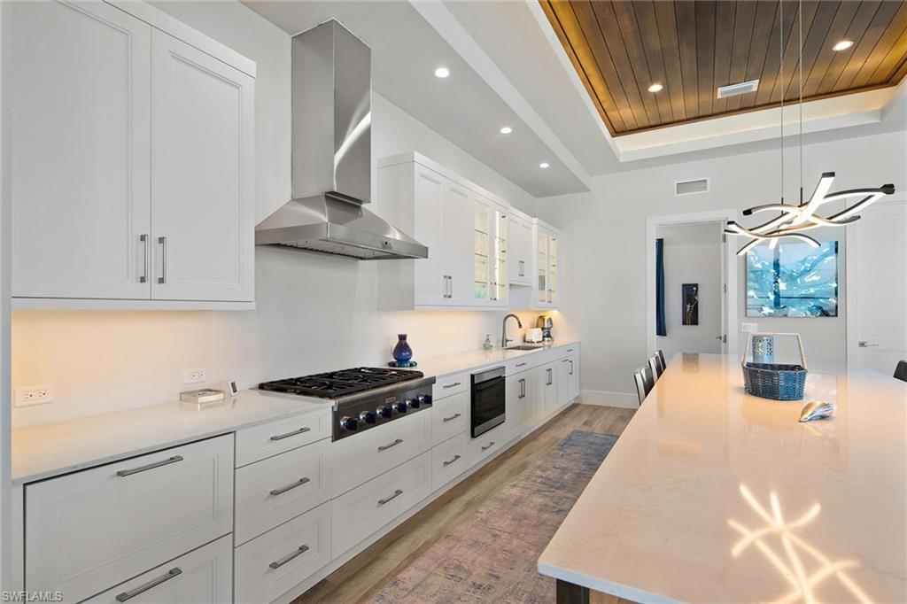 KEEWAYDIN ISLAND - Residential