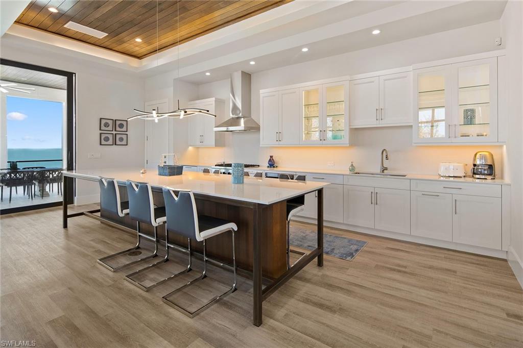 KEEWAYDIN ISLAND - Residential