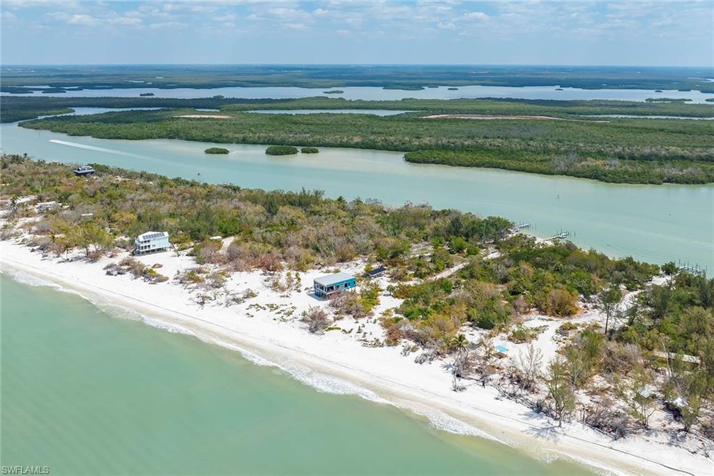 KEEWAYDIN ISLAND - Residential