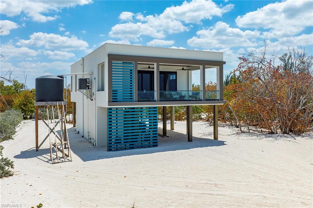 KEEWAYDIN ISLAND - Residential