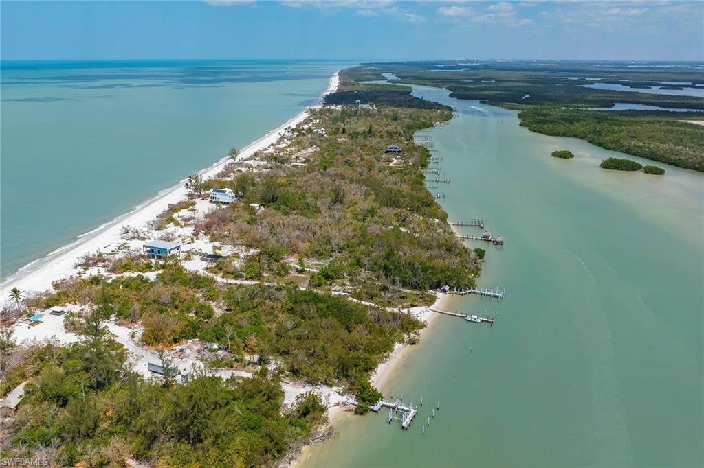 KEEWAYDIN ISLAND - Residential