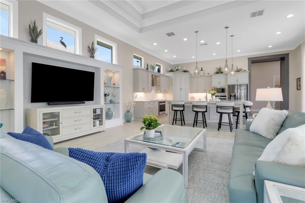 ISLES OF COLLIER PRESERVE - Residential