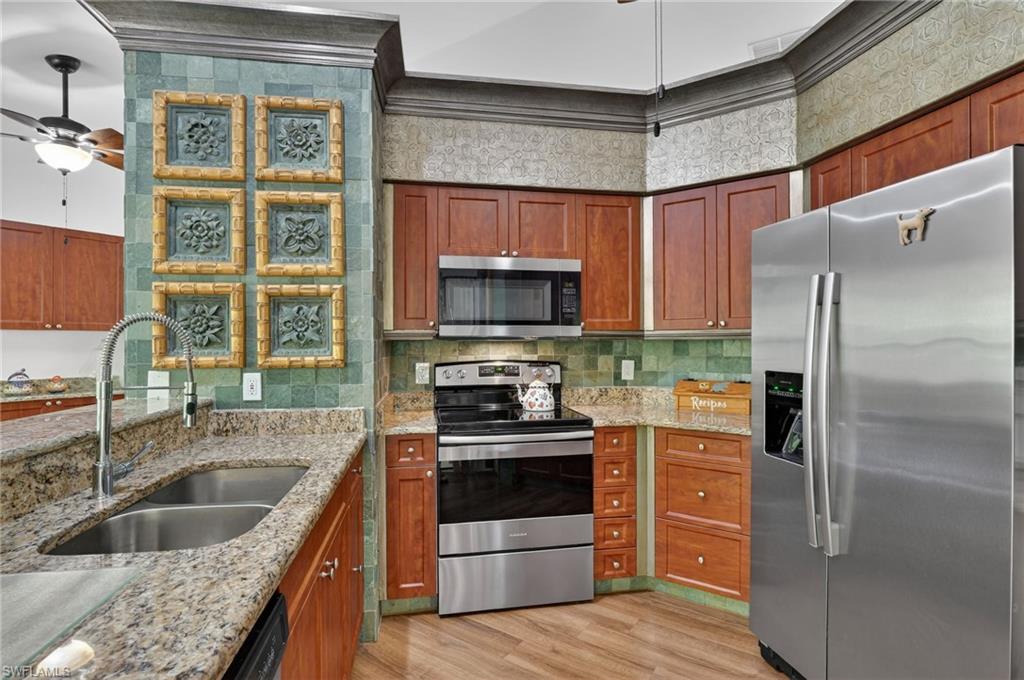 GOLDEN GATE ESTATES - Residential