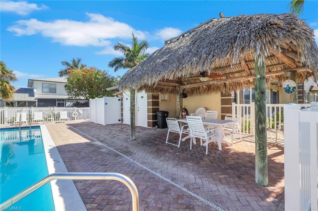 SAND DOLLAR VILLAS - Residential