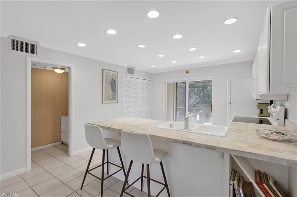 SAND DOLLAR VILLAS - Residential