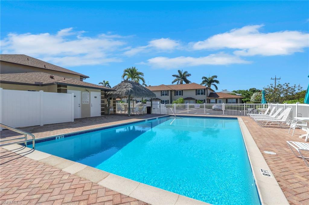 SAND DOLLAR VILLAS - Residential