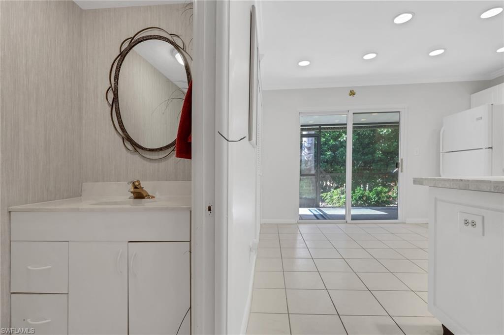 SAND DOLLAR VILLAS - Residential