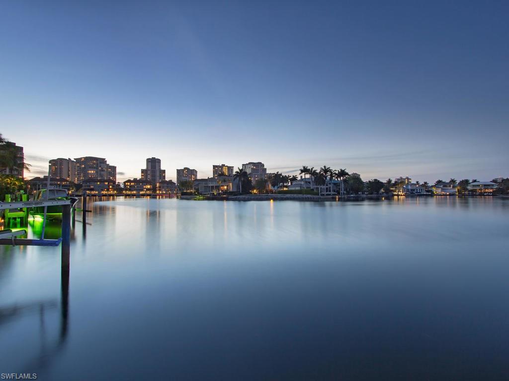 PARK SHORE - Residential