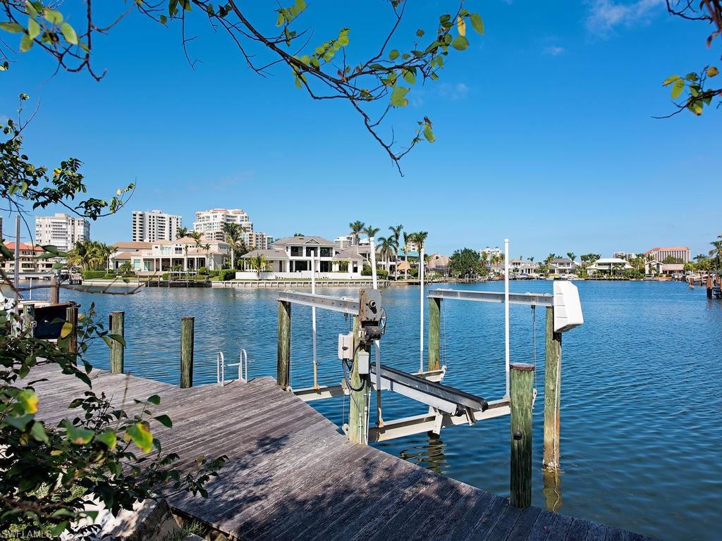 PARK SHORE - Residential