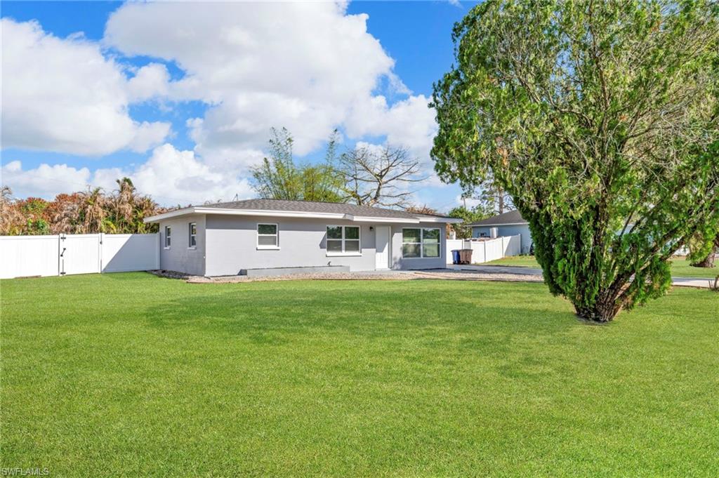 LEHIGH ACRES - Residential