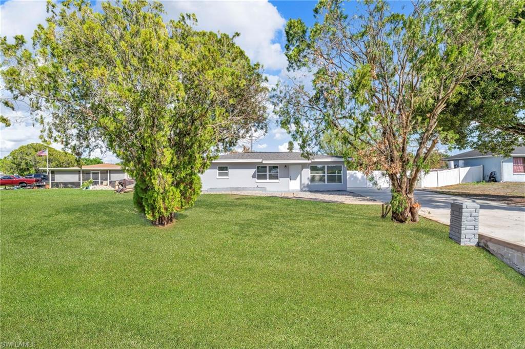 LEHIGH ACRES - Residential