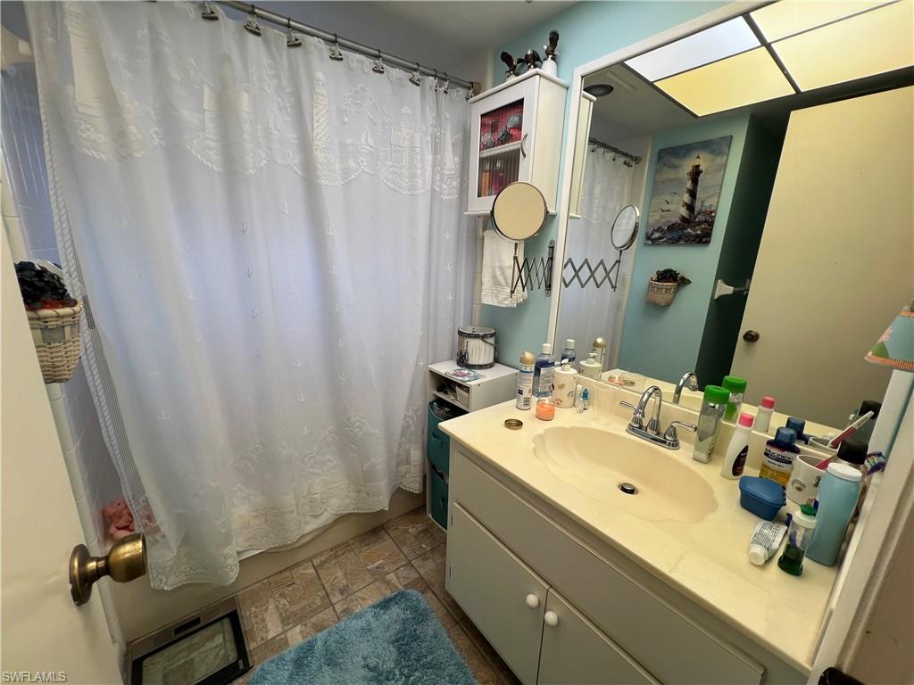 EAST GREENS LAND CONDO - Residential